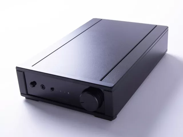 Rega IO w ofercie salonu Q21