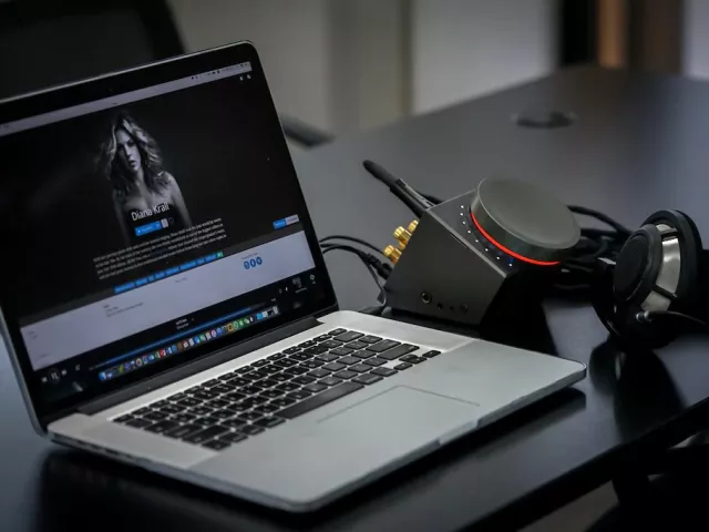 Ciemniejsza strona streamingu - artykuł StereoLife