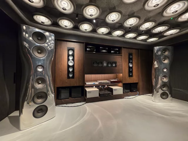 Q21 w KEF Music Gallery w Londynie!